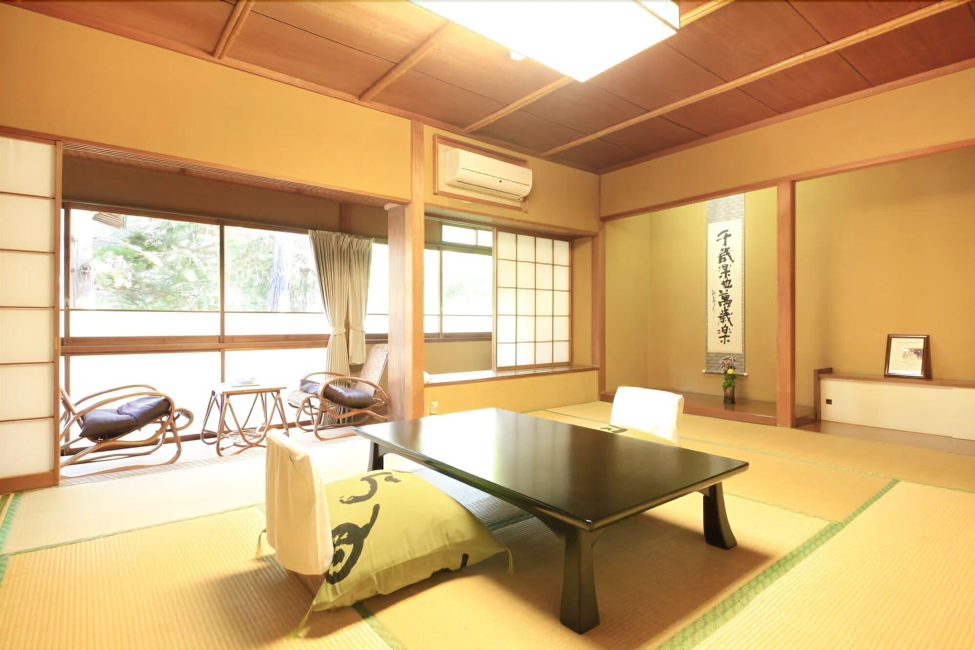 Arai Ryokan Shizuoka Exterior photo